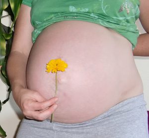 33 weeks pregnant